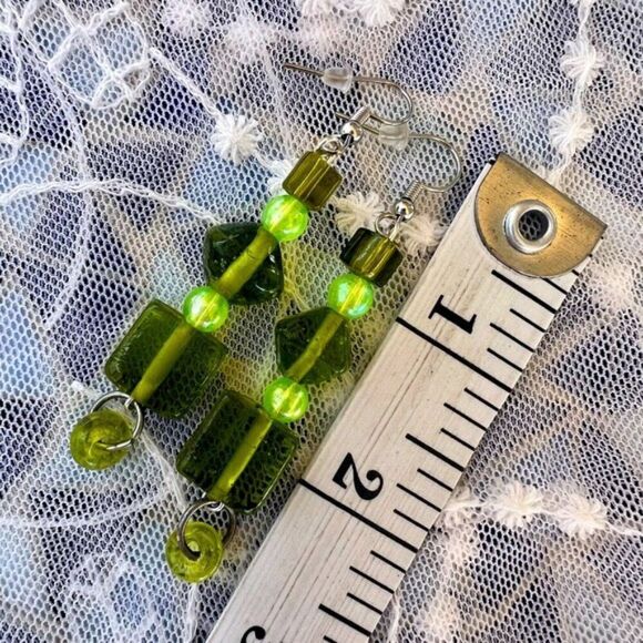 Vintage Green Art Glass Statement Earrings - Picture 5 of 8